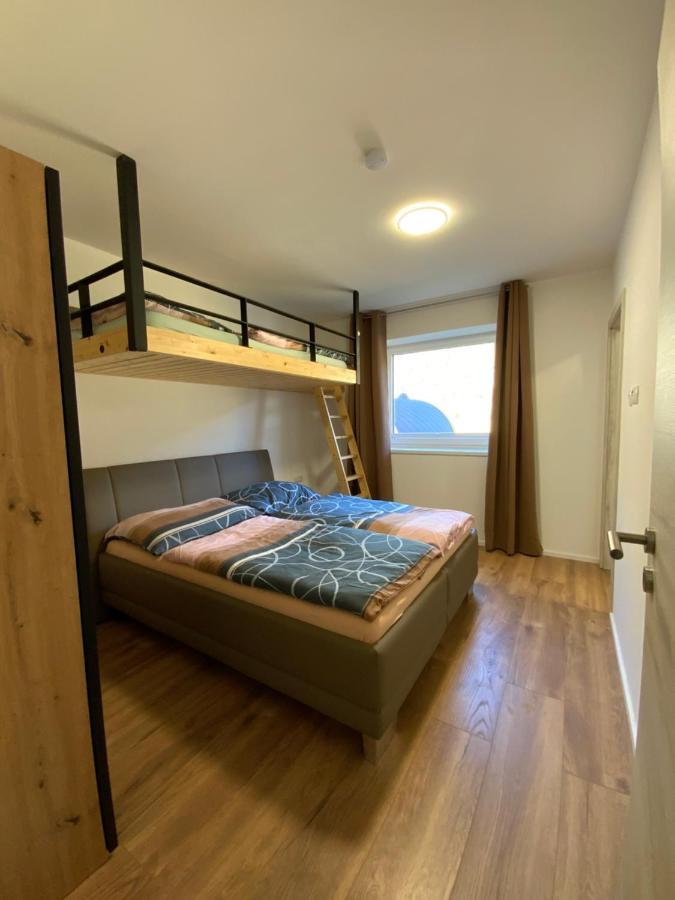 Deluxefort Fuer 10 Gaeste Mit Eigenem Whirlpool Und Fasssauna امست المظهر الخارجي الصورة