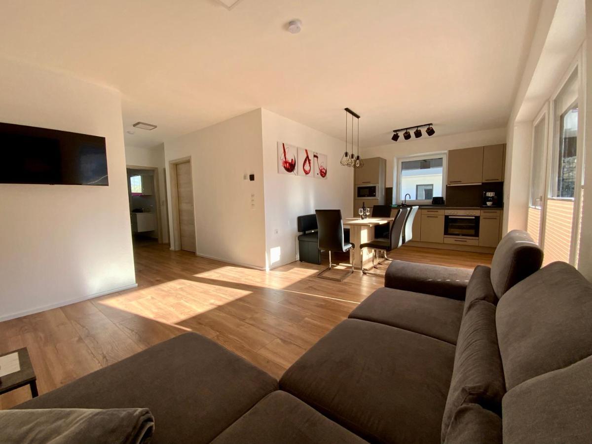 Deluxefort Fuer 10 Gaeste Mit Eigenem Whirlpool Und Fasssauna امست المظهر الخارجي الصورة