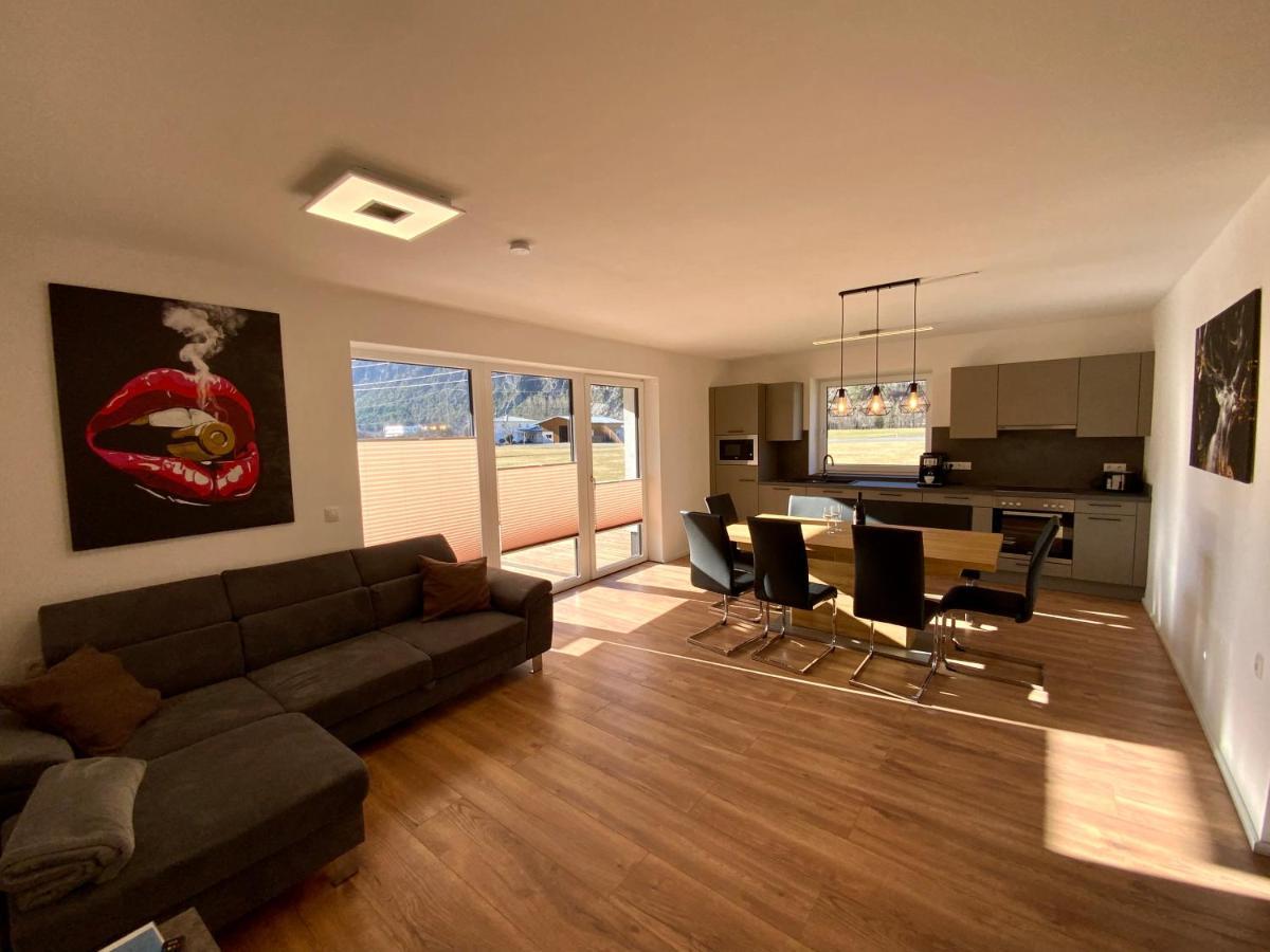 Deluxefort Fuer 10 Gaeste Mit Eigenem Whirlpool Und Fasssauna امست المظهر الخارجي الصورة