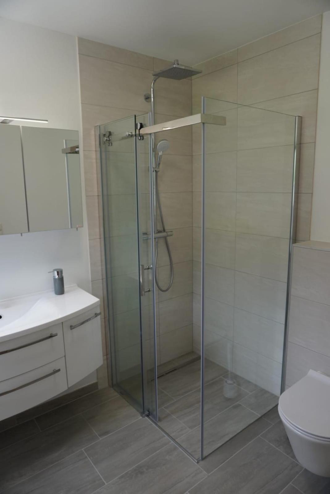 Deluxefort Fuer 10 Gaeste Mit Eigenem Whirlpool Und Fasssauna امست المظهر الخارجي الصورة